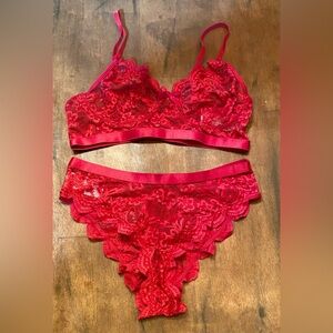 💕Lace Bra and Panty Set💕 NWOT